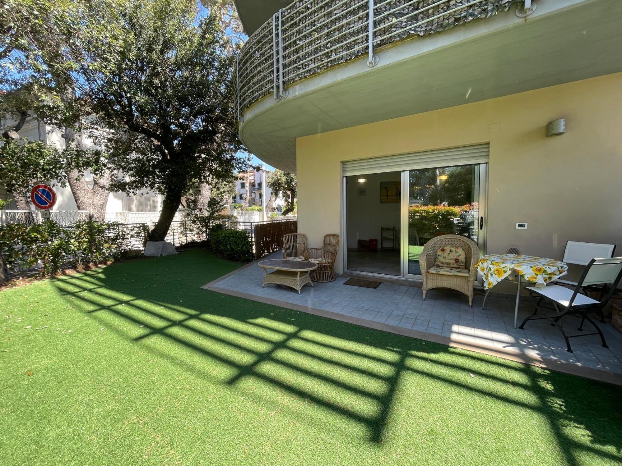 Residenza Venus Apartment Castiglioncello Exterior photo